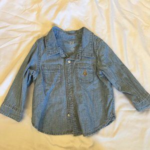 Gap button down shirt
